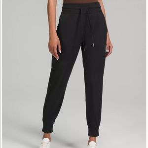 Lululemon ready to Rulu High Rise Jogger